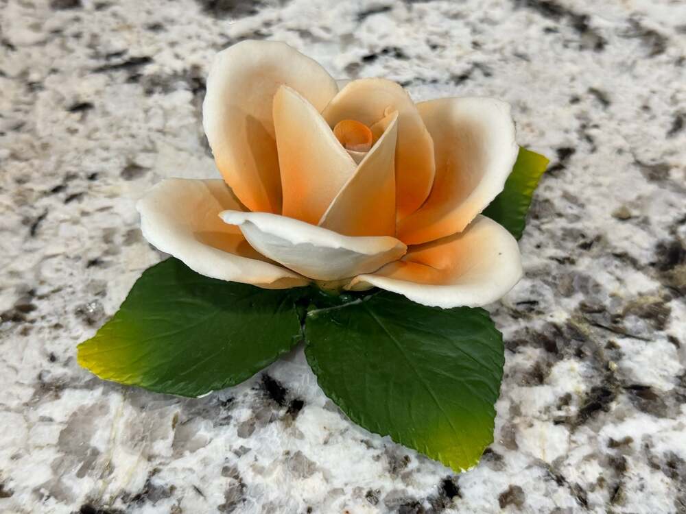 Napoleon Capodimonte Italian Ivory Blush & Yellow Rose Sculpture